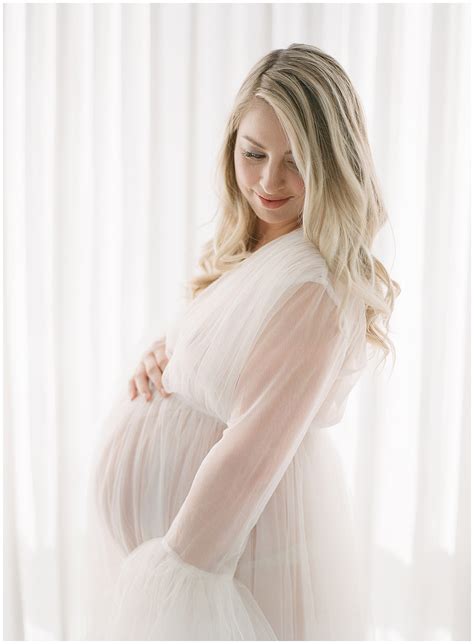 sexy pregnant blonde|10 Best Pregnant Boudoir Photoshoot Ideas (Maternity Boudoir).